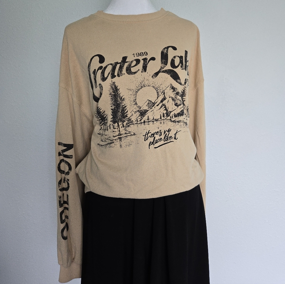 Urban Outfitters Beige Crater Lake Crewneck Sweater Womens Small